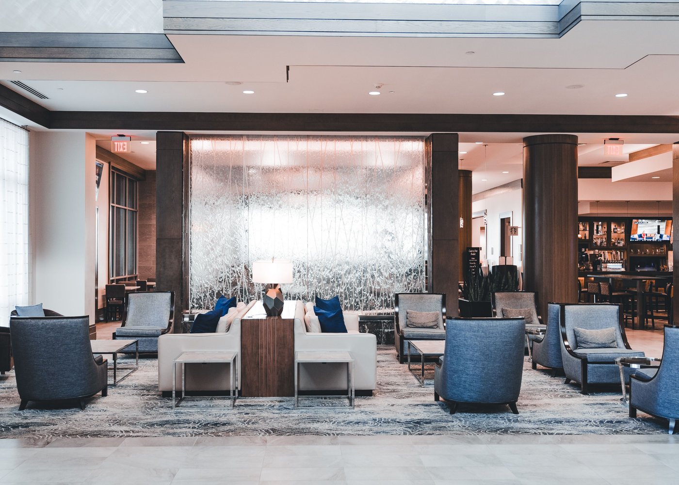 Hotel-Style Lobby & Reception